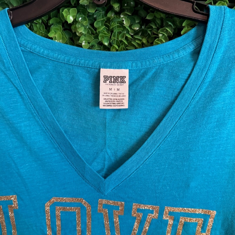 PINK Victoria's Secret Turquoise/ Blue Gold Love Pink V-Neck Shirt Medium - Picture 3 of 6
